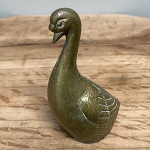 🟡 Vintage Brass Goose / Duck Figurine - Mother Goose Pose - Unique - Cute